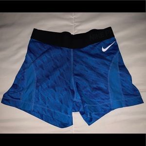 Blue nike pros!!💙